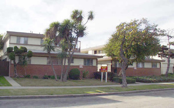 The El Segundo in Gardena, CA - Building Photo - Building Photo