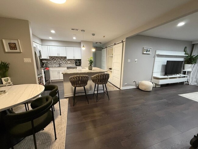 property at 7510 Farmingdale Dr