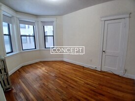 1156 Commonwealth Ave, Unit 15 in Boston, MA - Building Photo