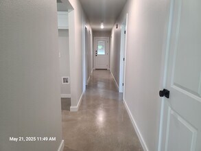 214 N Sparks St in Belton, TX - Building Photo - Building Photo