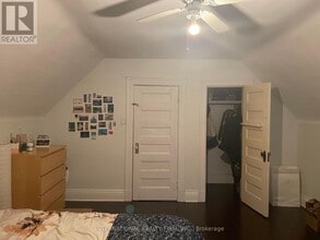 201 Madison Ave in Toronto, ON - Building Photo - Building Photo