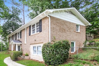 934 Mohegan Trail in West Columbia, SC - Building Photo - Building Photo