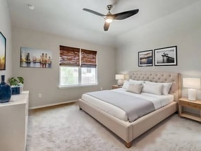 3306 Tilmon Ln. in Austin, TX - Foto de edificio - Building Photo