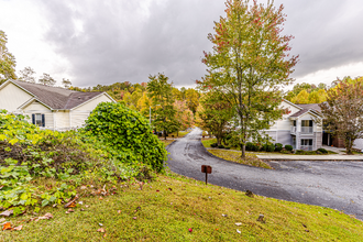 585 Franklin Grove Church Rd in Bryson City, NC - Building Photo - Building Photo