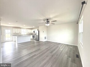 365 Otero Ln in Hedgesville, WV - Building Photo - Building Photo