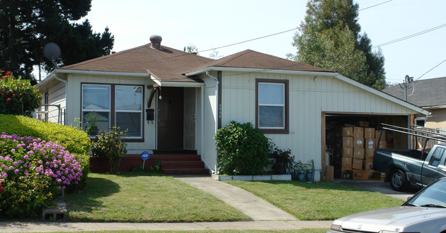 5432-5434 Sutter Ave