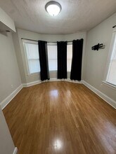 164 Crest Ave in Revere, MA - Foto de edificio - Building Photo