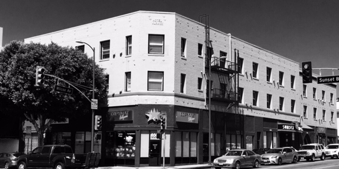 Sunset Wilcox Building in Hollywood, CA - Foto de edificio