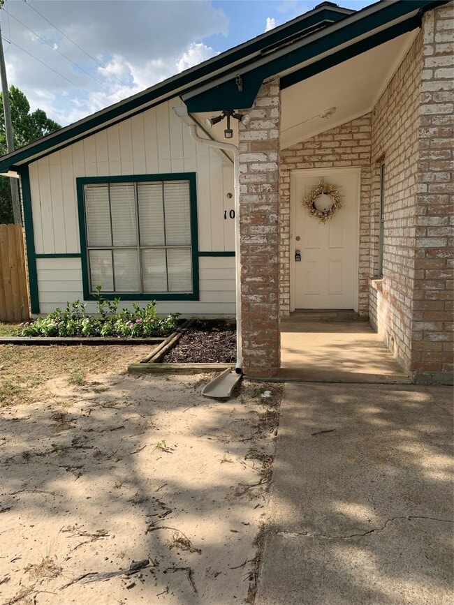 property at 1003 Misty Meadow Ct