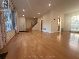 26 Morpeth Rd in Brampton, ON - Building Photo