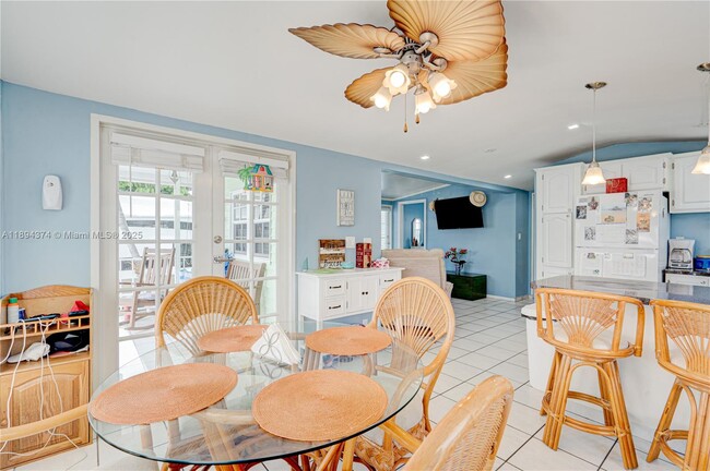 65821 Overseas Hwy in Layton, FL - Building Photo - Building Photo