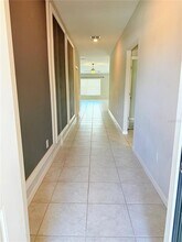 15610 Charr Island St in Sun City Center, FL - Building Photo - Building Photo