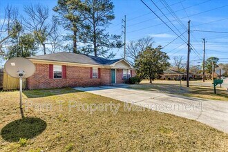 1835 Upson St in Savannah, GA - Building Photo - Building Photo