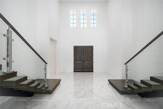 20425 Edgewood Ct in Los Angeles, CA - Building Photo - Building Photo