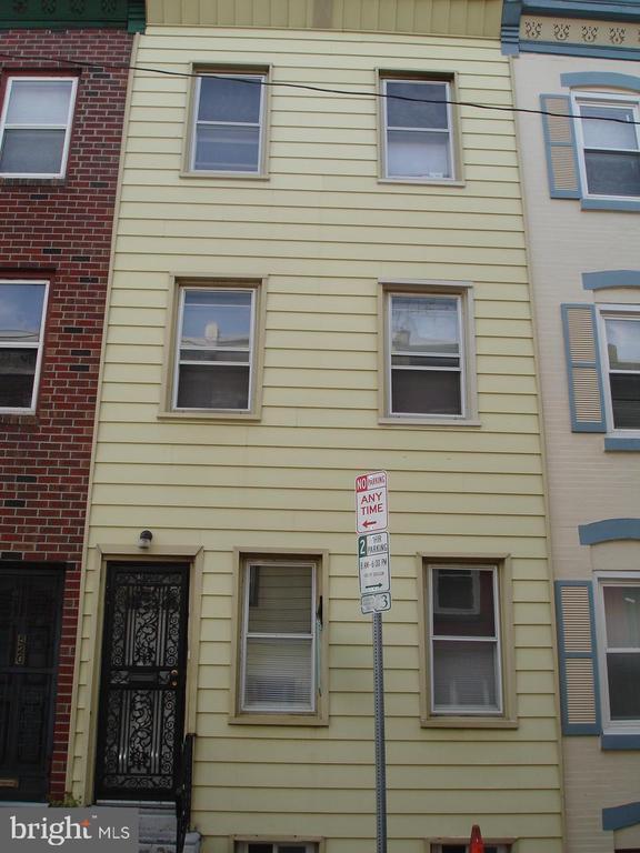 property at 522 N Douglas St