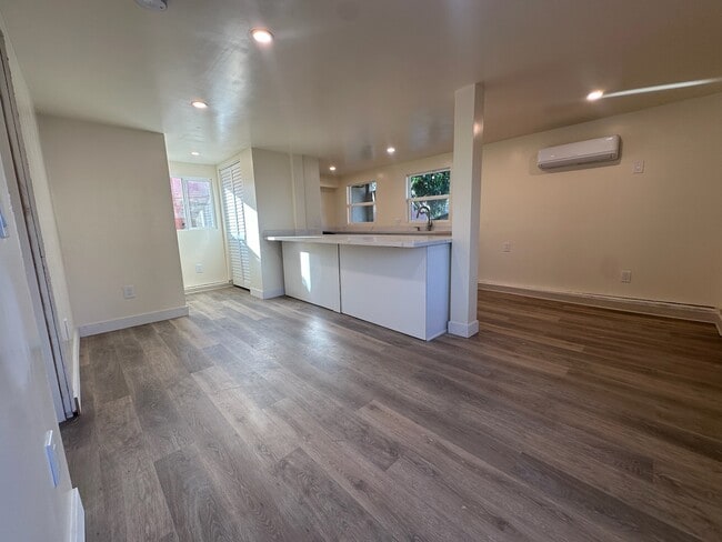 3447 Caspian Ave, Unit .5