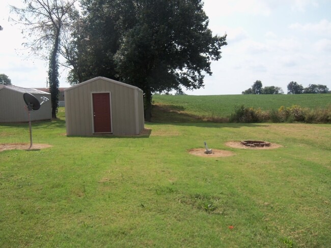 193 Zackary St in Oak Grove, KY - Building Photo - Building Photo