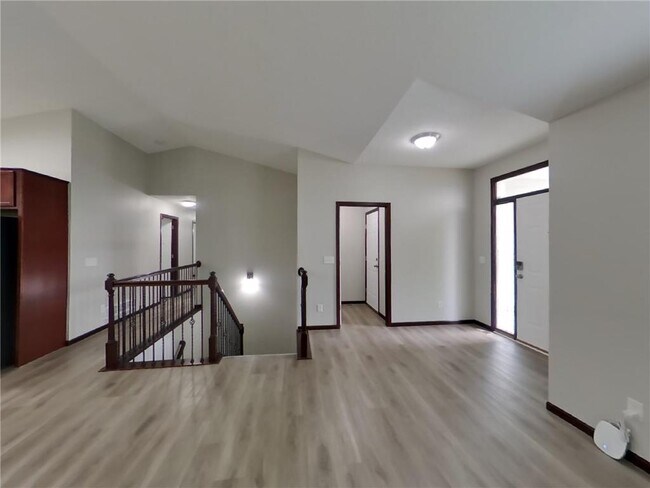 24796 Superior Dr in Rogers, MN - Building Photo - Building Photo