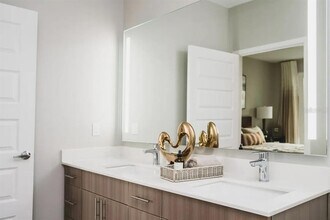 503 Chatham Ave in Orlando, FL - Building Photo - Building Photo