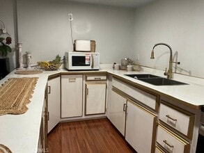 15678 Avion Ln in Victorville, CA - Building Photo - Building Photo