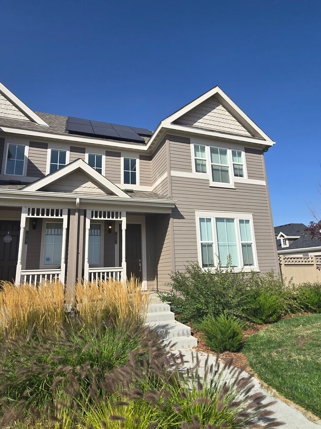 property at 1661 Marquette Aly