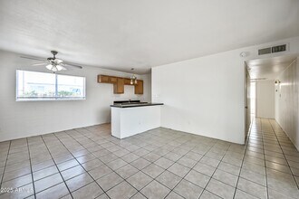 1710 E Ocotillo Rd in Phoenix, AZ - Building Photo - Building Photo