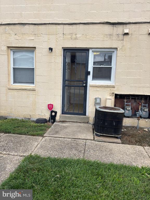 2518 Iverson St in Temple Hills, MD - Building Photo - Building Photo