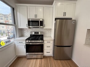 297 Halstead Ave in Harrison, NY - Building Photo - Building Photo