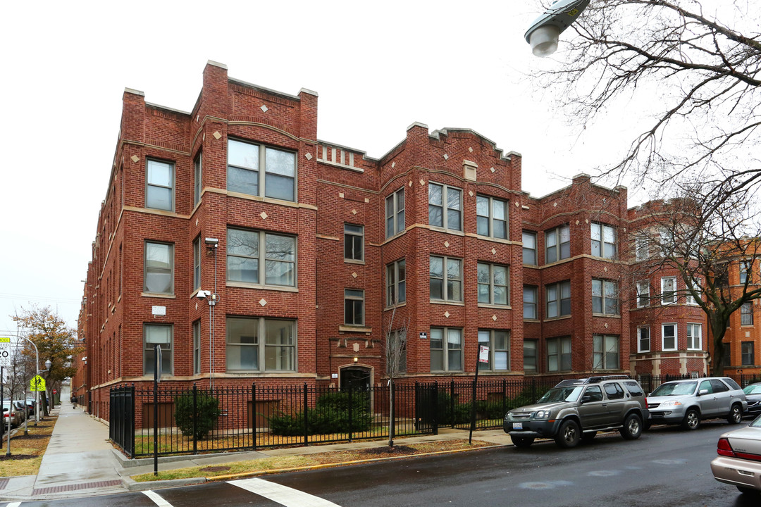 The Marshfield Manor in Chicago, IL - Building Photo