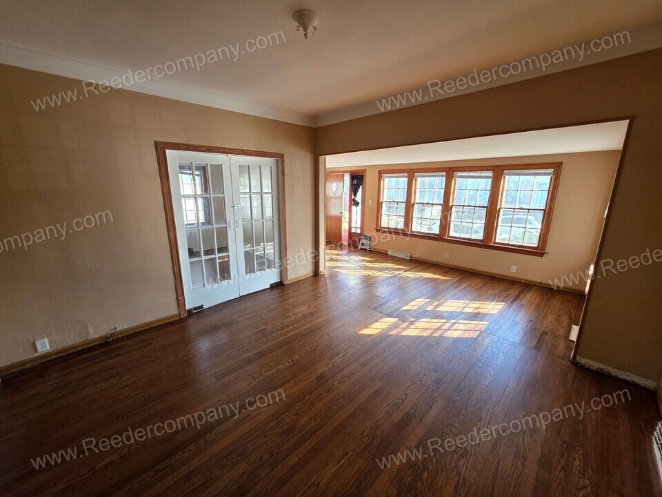 6144 Garfield Ave in Hammond, IN - Building Photo