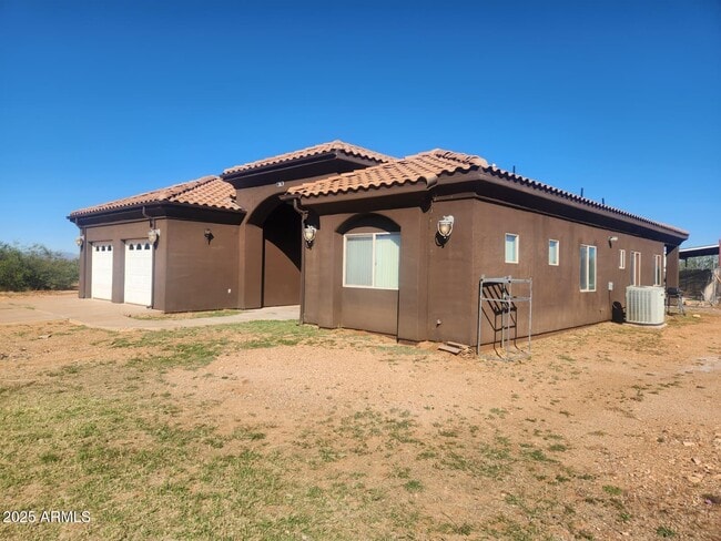 1766 E Golf Course Rd in Douglas, AZ - Building Photo - Building Photo