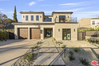 14273 Greenleaf St in Los Angeles, CA - Building Photo - Building Photo