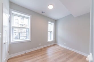 428 W Belden Ave in Chicago, IL - Building Photo - Building Photo