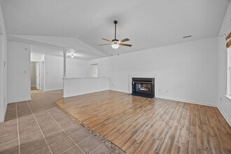 206 Flagstone Ln in Jacksonville, NC - Building Photo - Building Photo