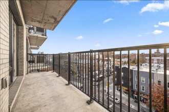 1457 Flatbush Ave in Brooklyn, NY - Foto de edificio - Building Photo