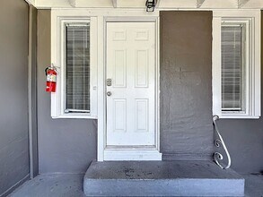 618 17th Ave S in St. Petersburg, FL - Building Photo - Building Photo