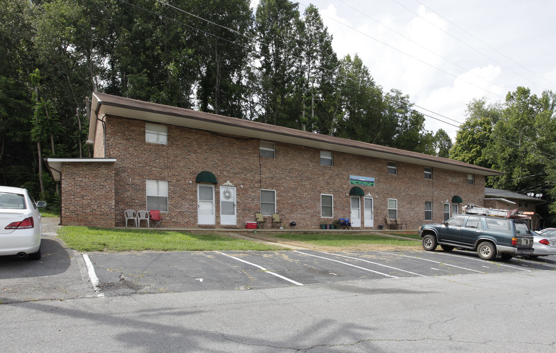 Brookfield Villas in Colonial Heights, TN - Building Photo