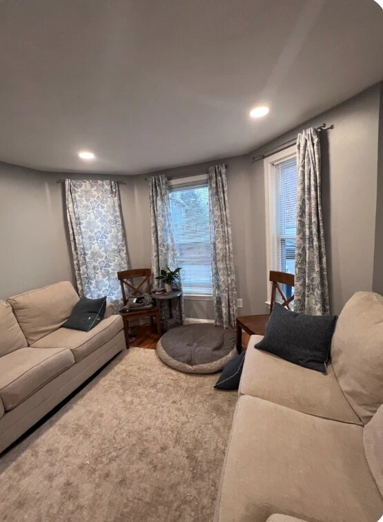 359 Western Ave, Unit 2 in Cambridge, MA - Building Photo - Building Photo