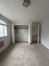 129 Cosey Beach Ave, Unit A5 in East Haven, CT - Building Photo - Building Photo