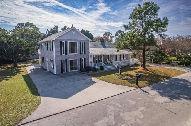 property at 2703 Homes Dr