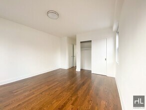 E 88th St in New York, NY - Building Photo - Building Photo