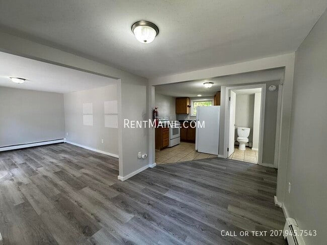 206 Maine Ave, Unit 4
