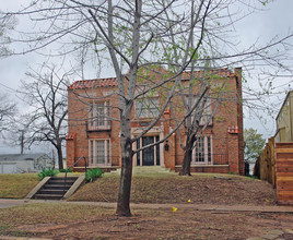 1424 S Troost Ave in Tulsa, OK - Building Photo - Building Photo