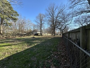 114 Ave H in Hooks, TX - Building Photo - Building Photo