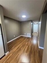 728 Beverage Hill Ave in Pawtucket, RI - Foto de edificio - Building Photo