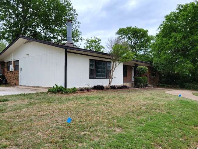 property at 4400 Hodgkins Rd