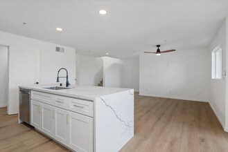 4586 Hamilton St in San Diego, CA - Building Photo - Building Photo