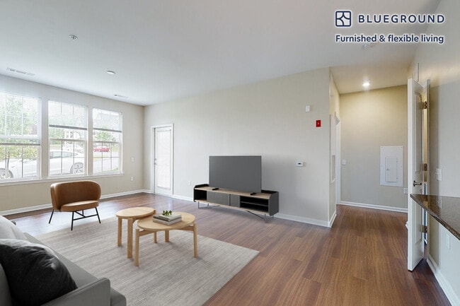 49 Clayton Blvd in Baldwin Place, NY - Building Photo - Building Photo