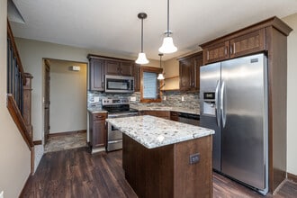 Portage Townhomes in Rochester, MN - Foto de edificio - Interior Photo