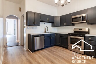 2943 N Halsted St, Unit 3 in Chicago, IL - Building Photo - Building Photo